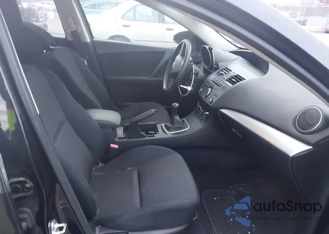 2013 Mazda Mazda3 I Sport из США, поврежденный, VIN JM1BL1U73D1832994